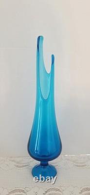 Vtg MCM LE Smith 17.5 Peacock Blue Aqua Smoothie Pedestal Swung Vase READ