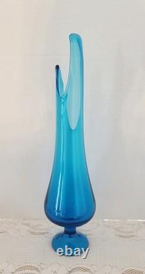 Vtg MCM LE Smith 17.5 Peacock Blue Aqua Smoothie Pedestal Swung Vase READ