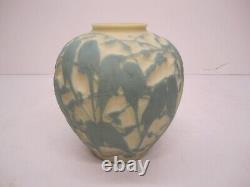 Vtg Phoenix Consolidated Art Glass Martele Reuben Haley Lovebirds Blue Vase 10